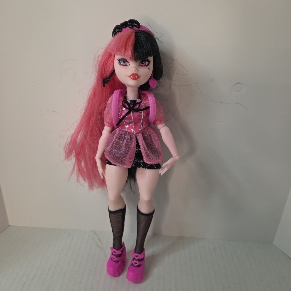 Monster High Draculaura Doll‎